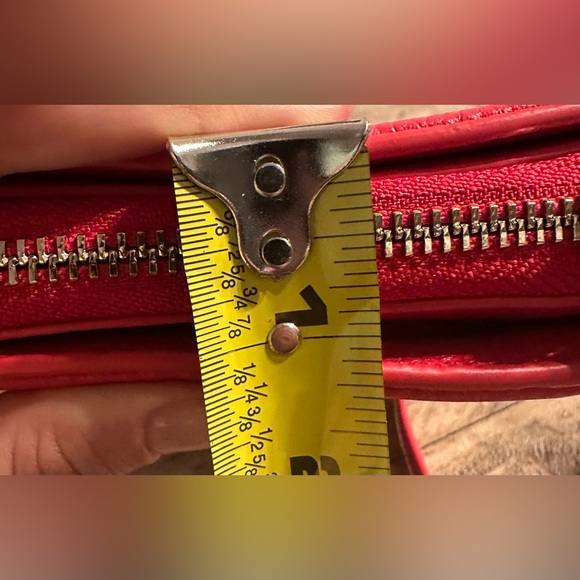 Tory Burch Red Crossbody Bag - Picture 8 of 12